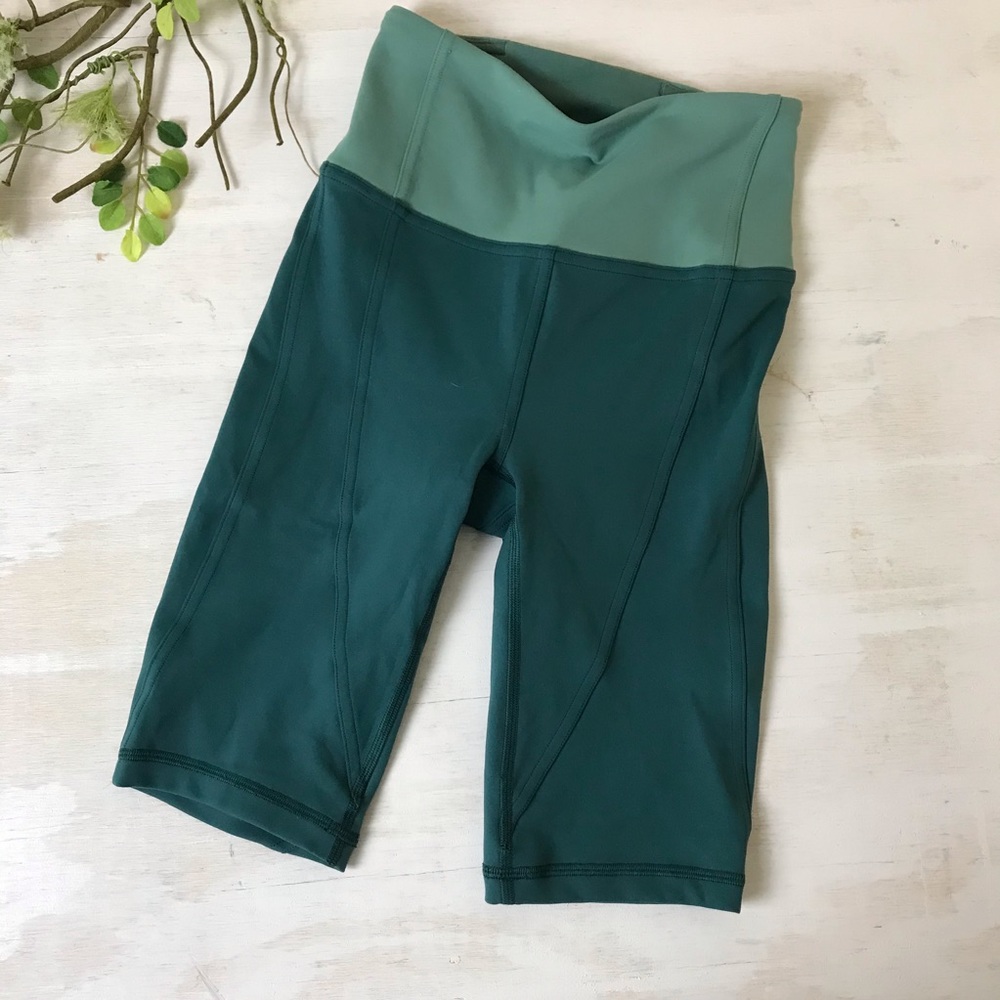 Lululemon Fast and Free High Rise Short Size 2